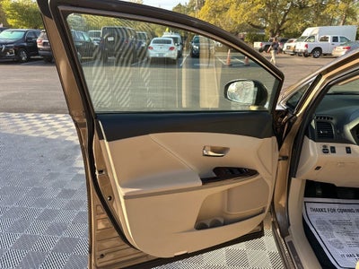 2011 Toyota Venza Base