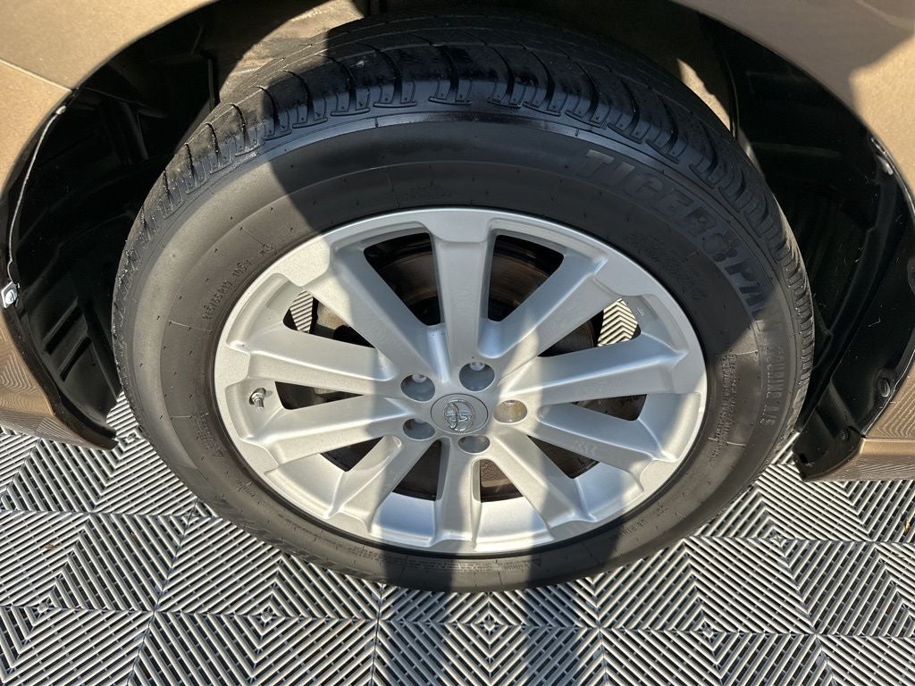 2011 Toyota Venza Base