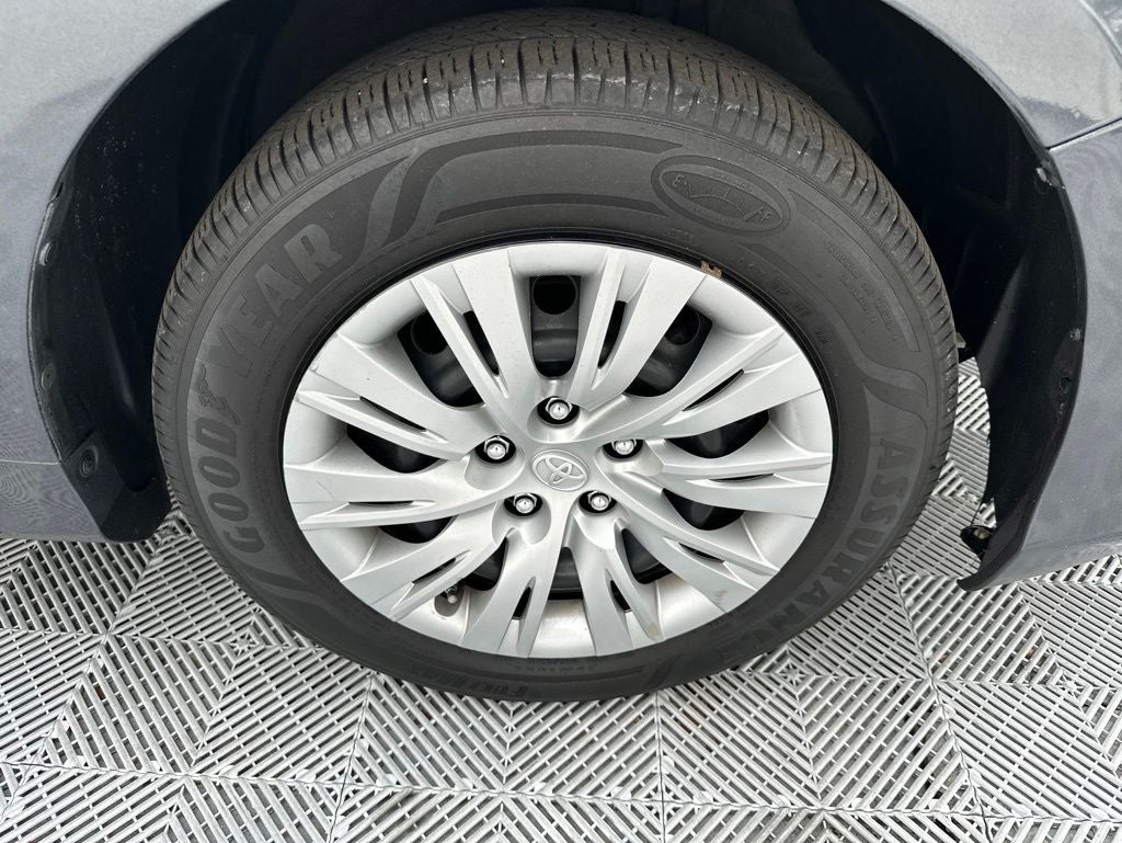 2013 Toyota Camry LE