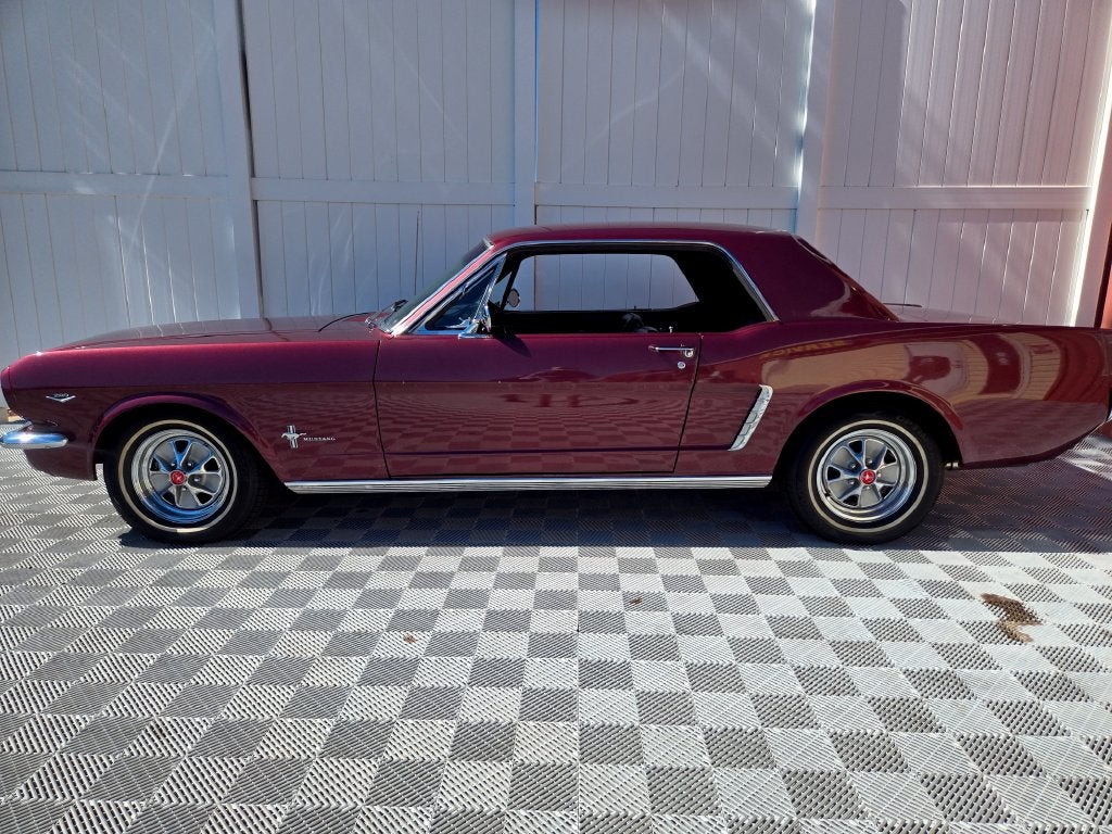 1965 Ford Mustang Base