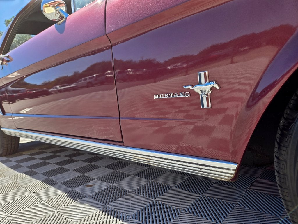 1965 Ford Mustang Base