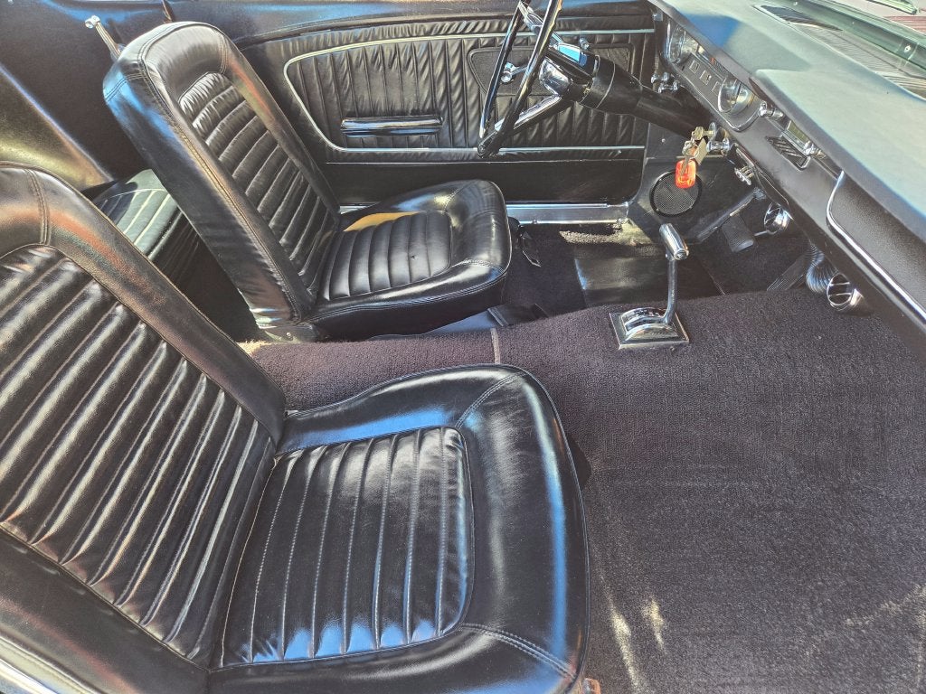 1965 Ford Mustang Base