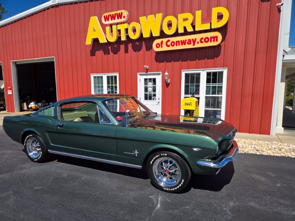 1965 Ford Mustang Fastback