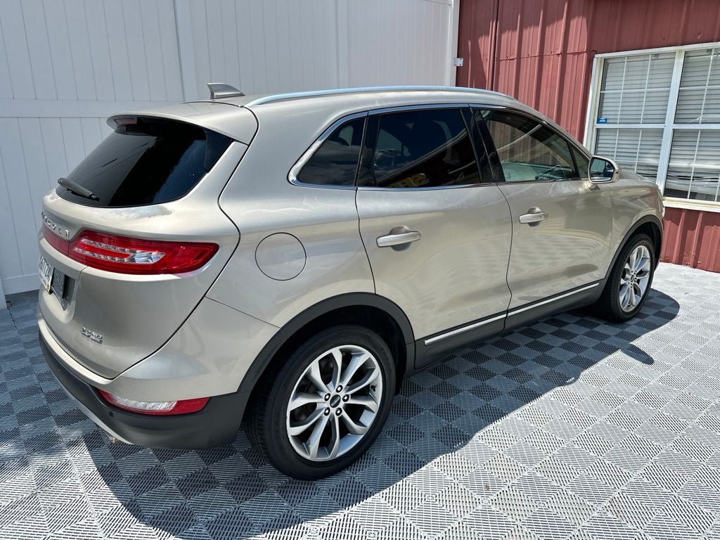 2015 Lincoln MKC Base
