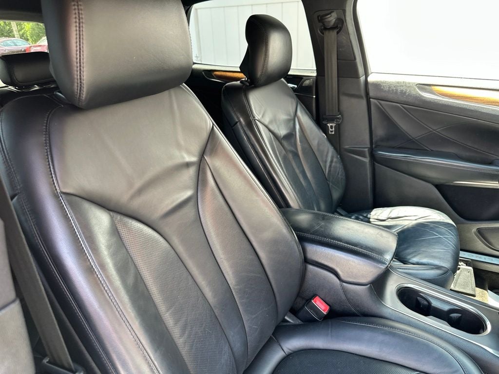 2015 Lincoln MKC Base