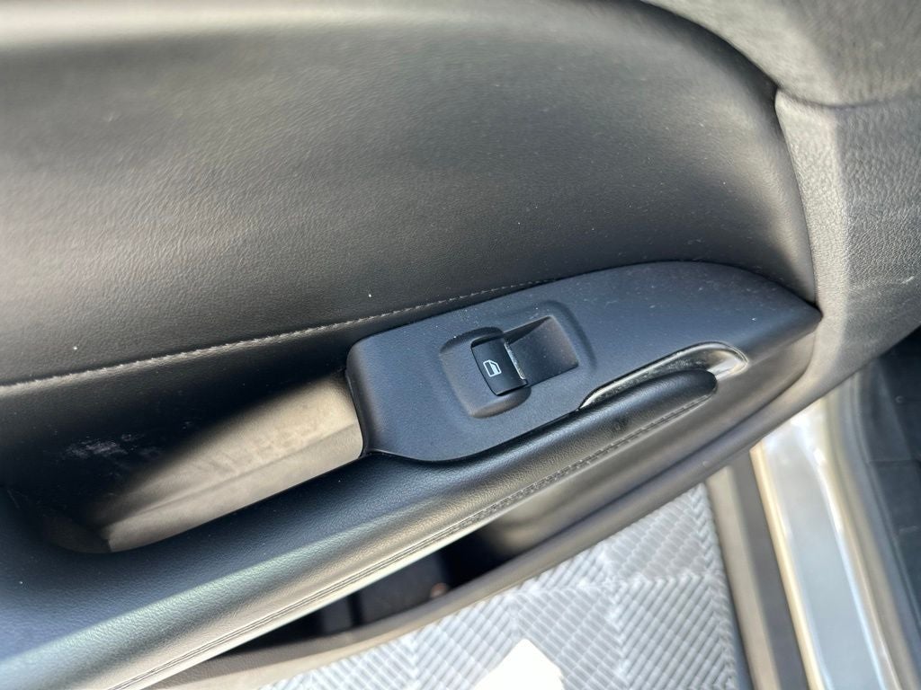 2015 Lincoln MKC Base