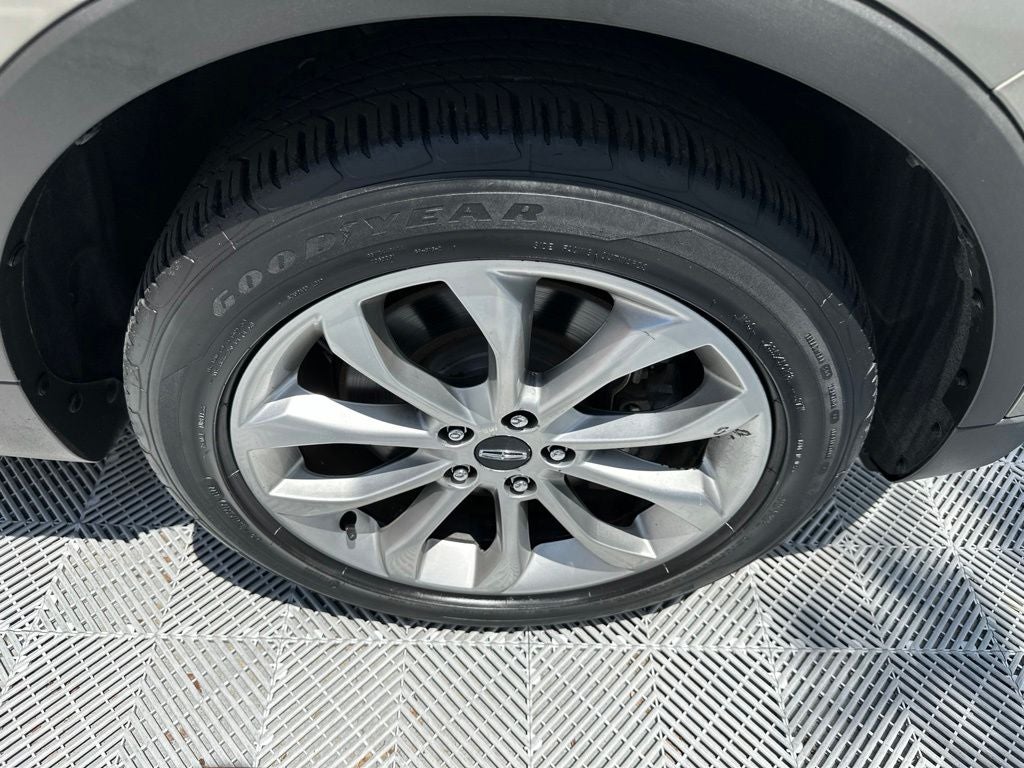 2015 Lincoln MKC Base