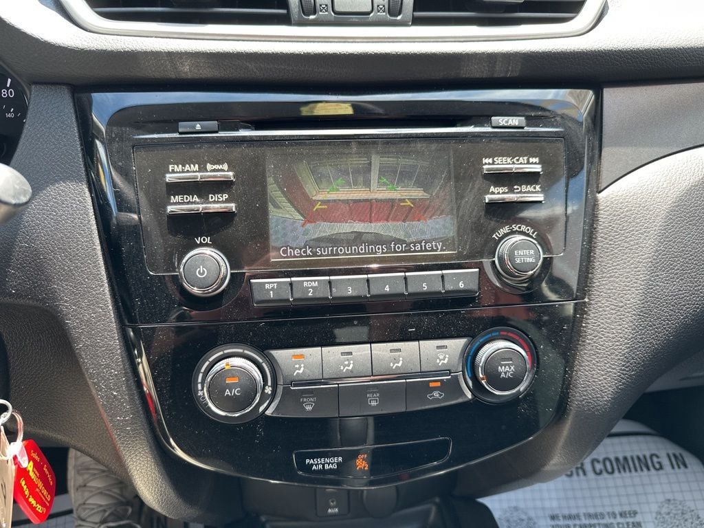 2016 Nissan Rogue S