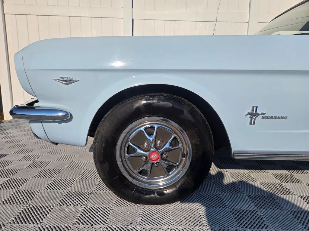 1965 Ford Mustang Base