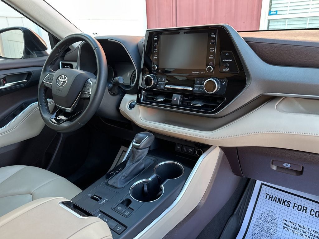 2021 Toyota Highlander XLE