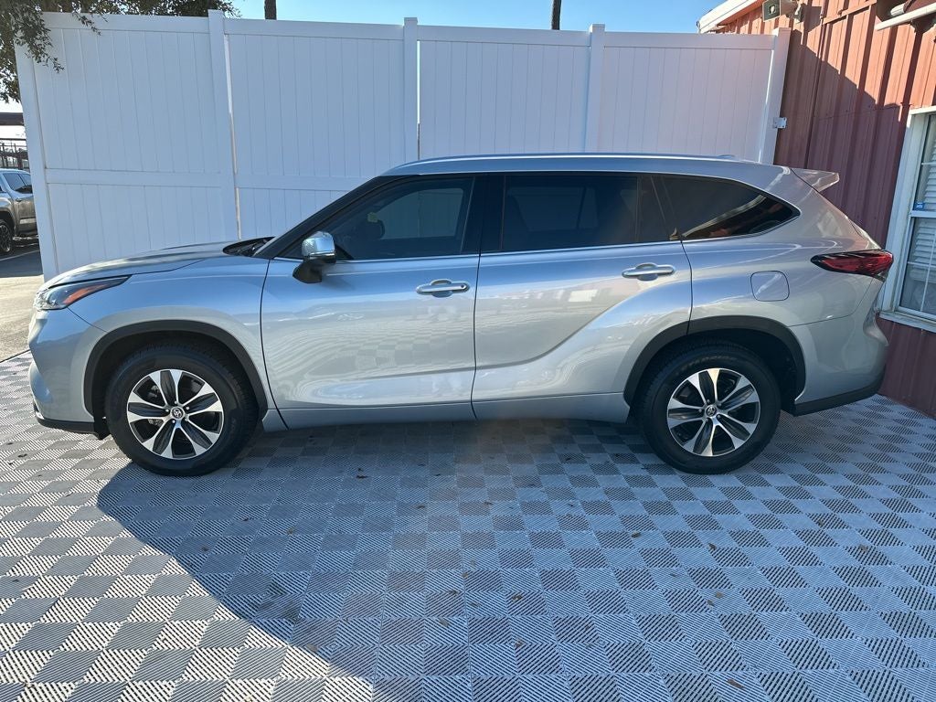 2021 Toyota Highlander XLE