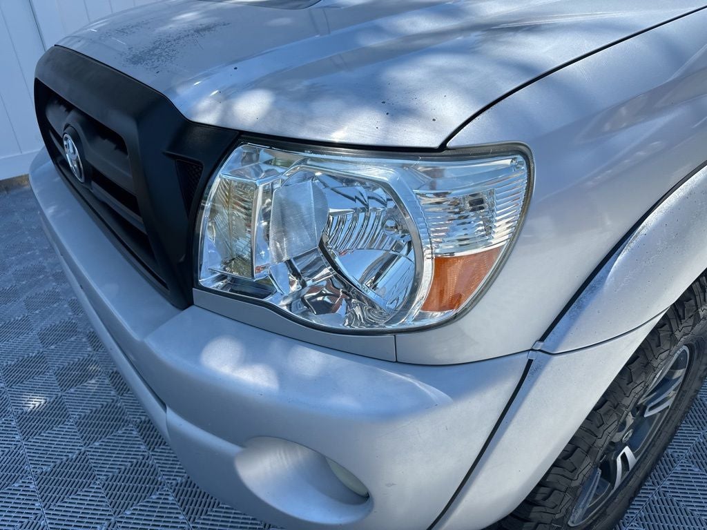 2006 Toyota Tacoma Base V6