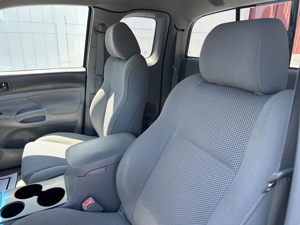 2006 Toyota Tacoma Base V6