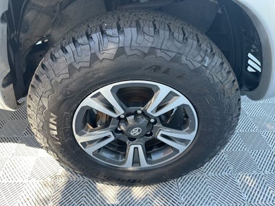 2006 Toyota Tacoma Base V6