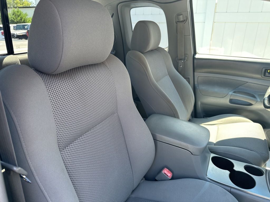 2006 Toyota Tacoma Base V6