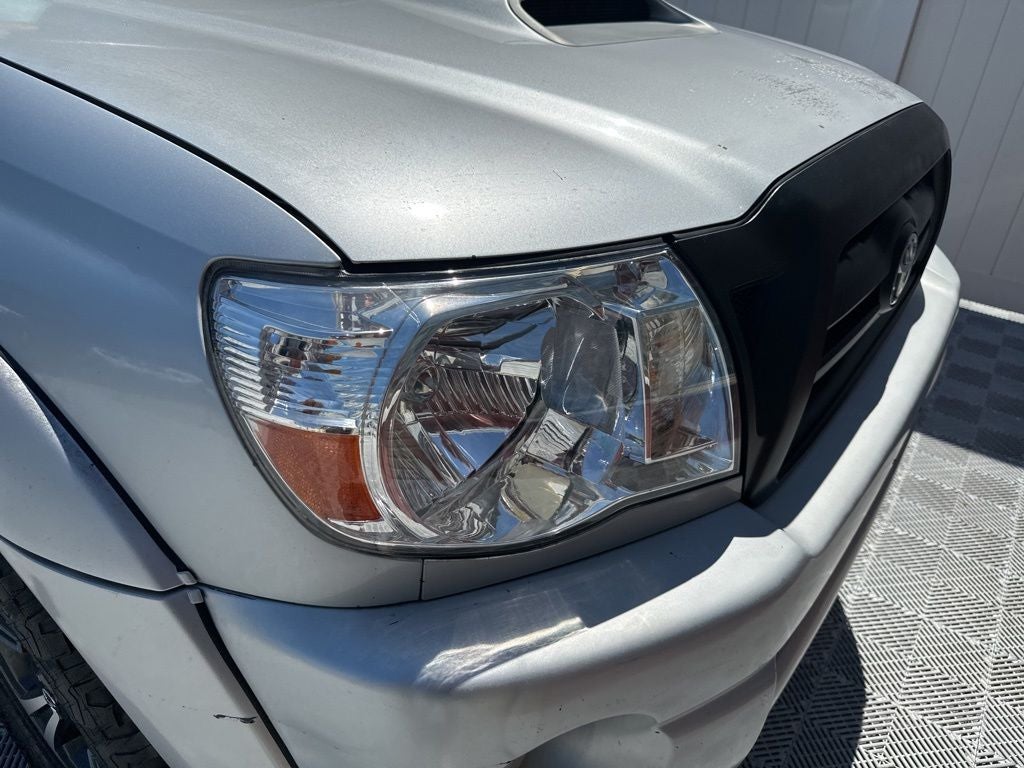 2006 Toyota Tacoma Base V6
