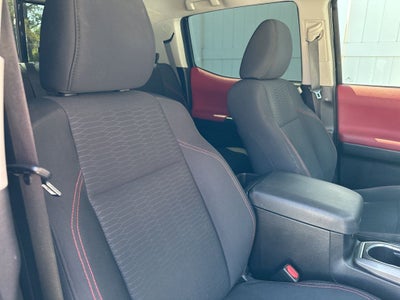 2016 Toyota Tacoma SR5