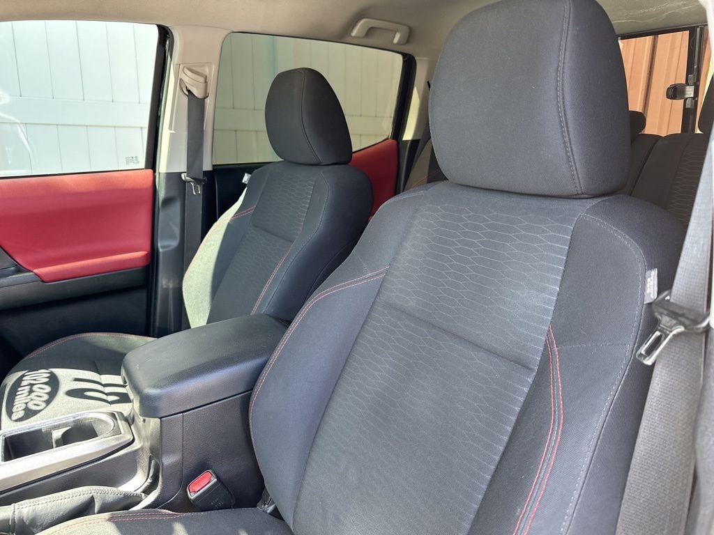 2016 Toyota Tacoma SR5