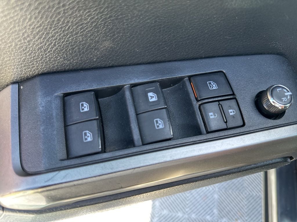 2016 Toyota Tacoma SR5