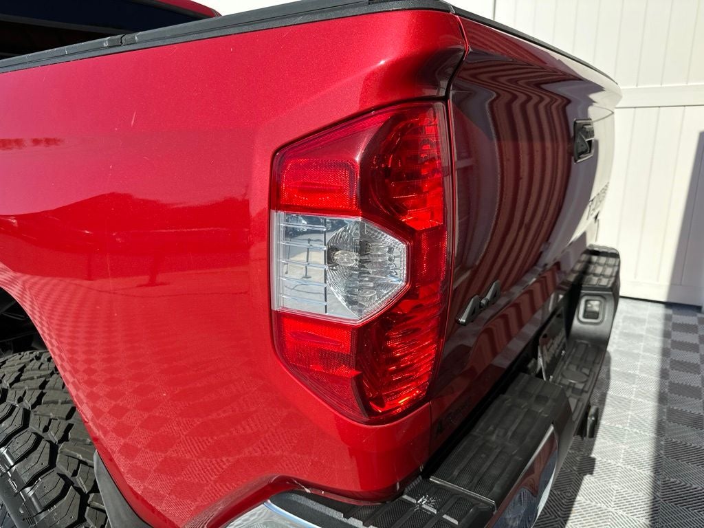 2015 Toyota Tundra SR5