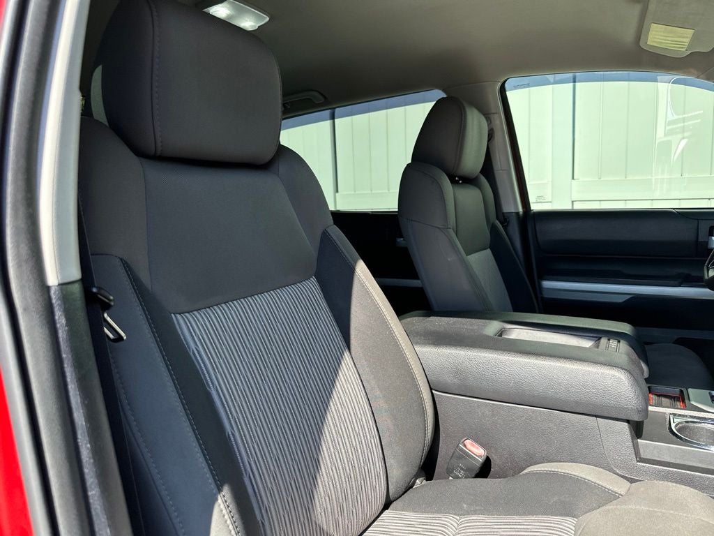 2015 Toyota Tundra SR5
