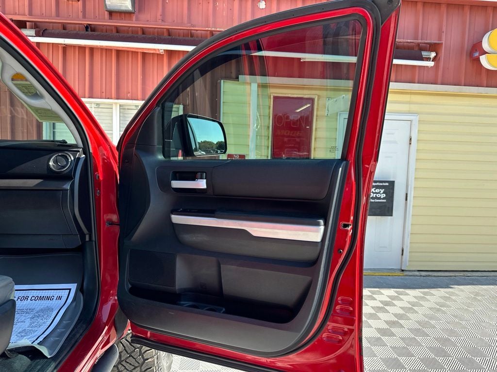 2015 Toyota Tundra SR5
