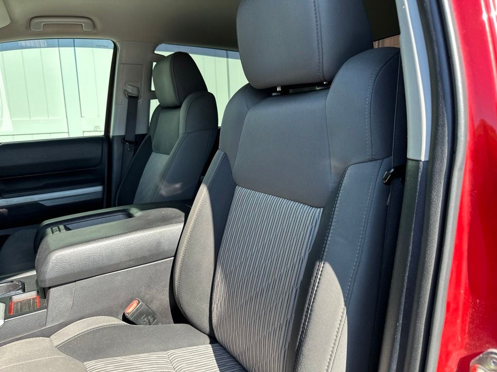 2015 Toyota Tundra SR5
