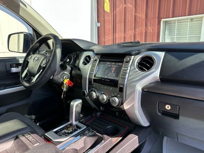 2015 Toyota Tundra SR5