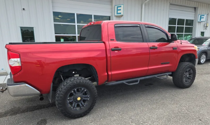 2015 Toyota Tundra SR5