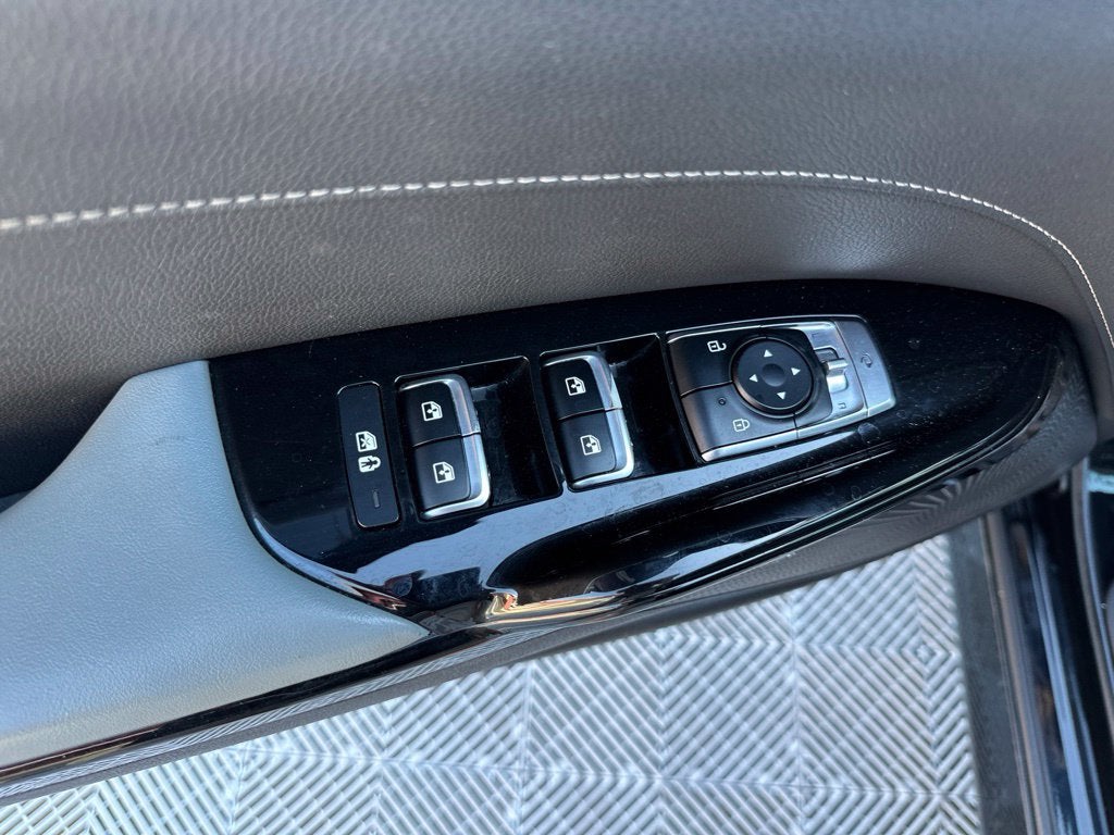 2022 Kia K5 EX