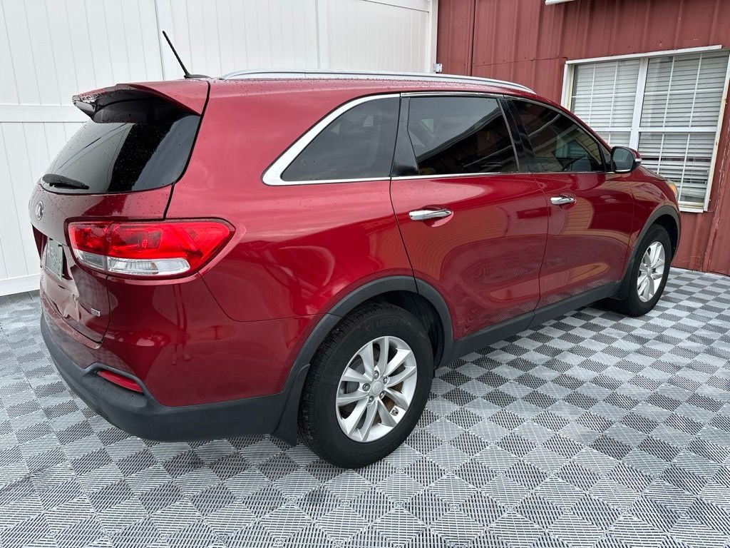 2016 Kia Sorento LX