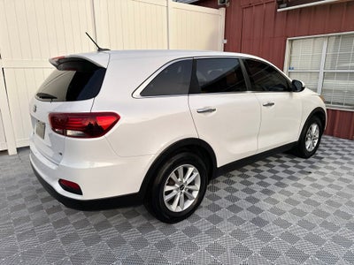 2019 Kia Sorento LX