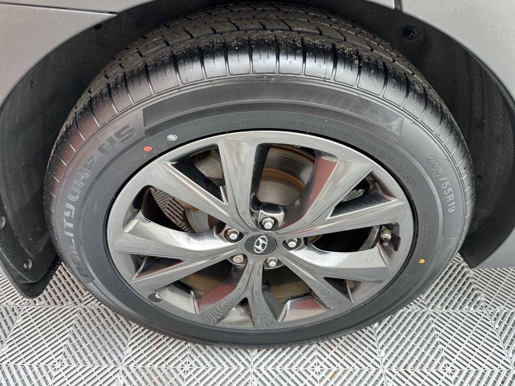 2017 Hyundai Santa Fe Sport 2.0T Ultimate