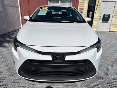 2025 Toyota Corolla LE