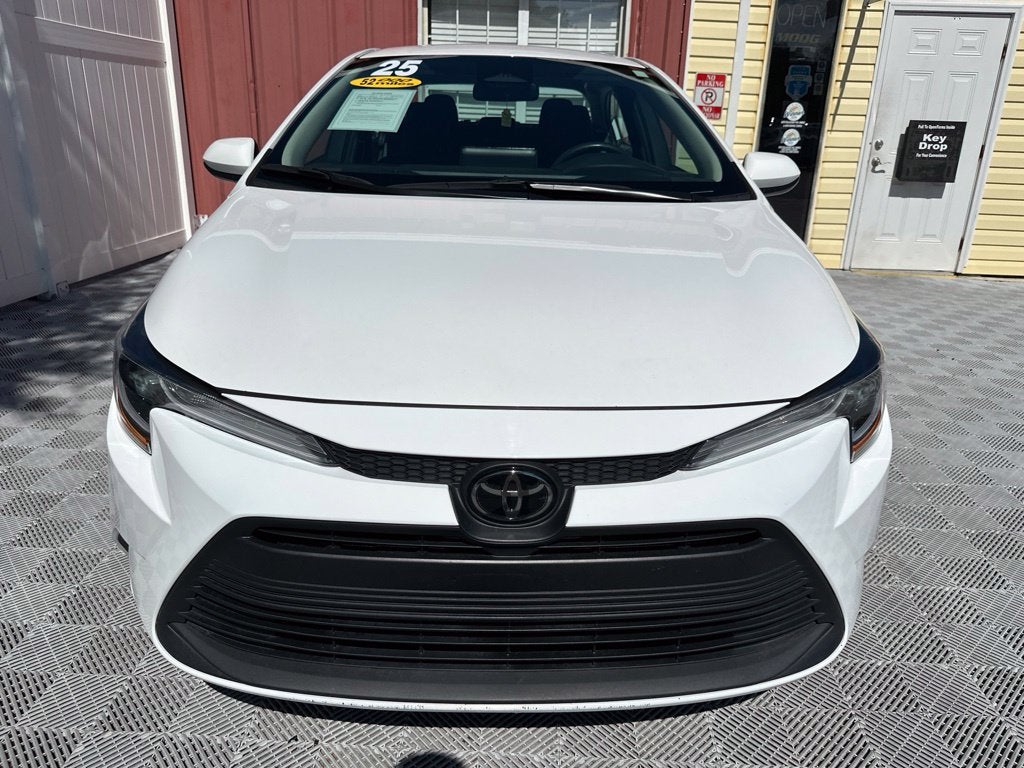 2025 Toyota Corolla LE