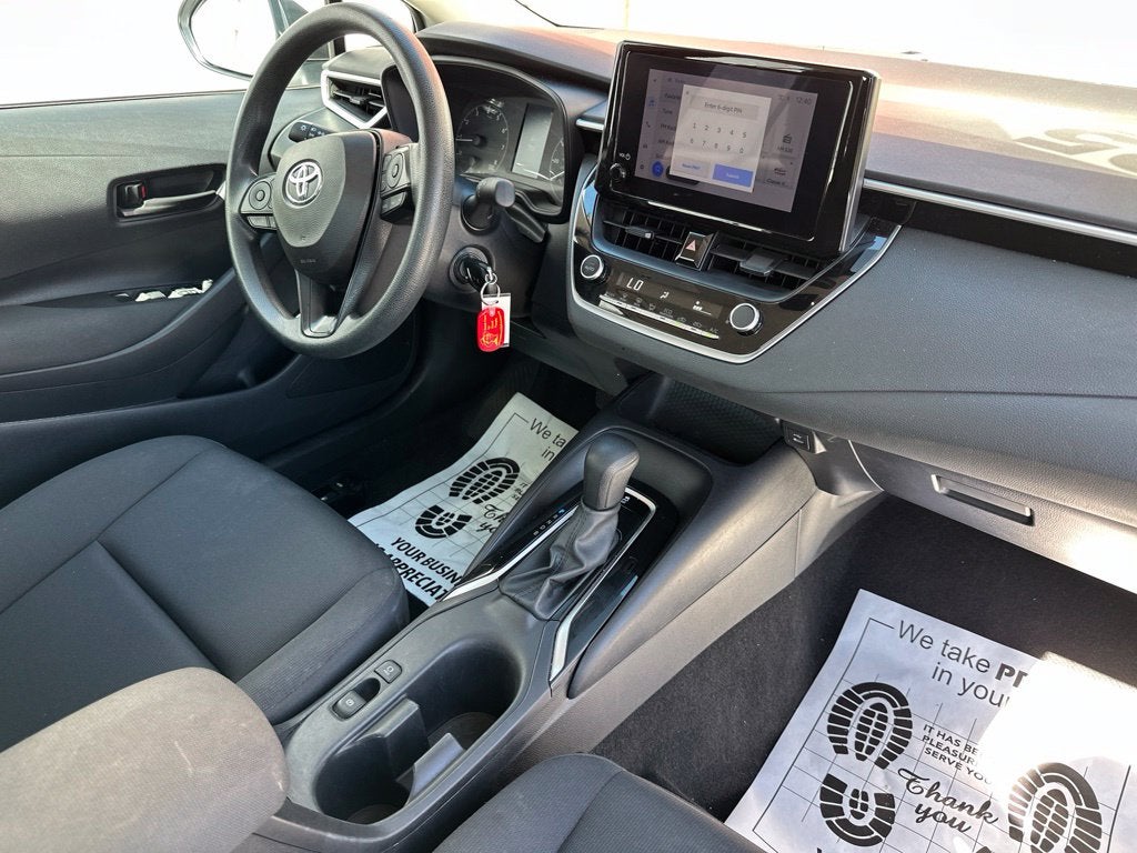 2025 Toyota Corolla LE