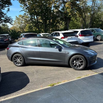 2019 Tesla Model 3 Base