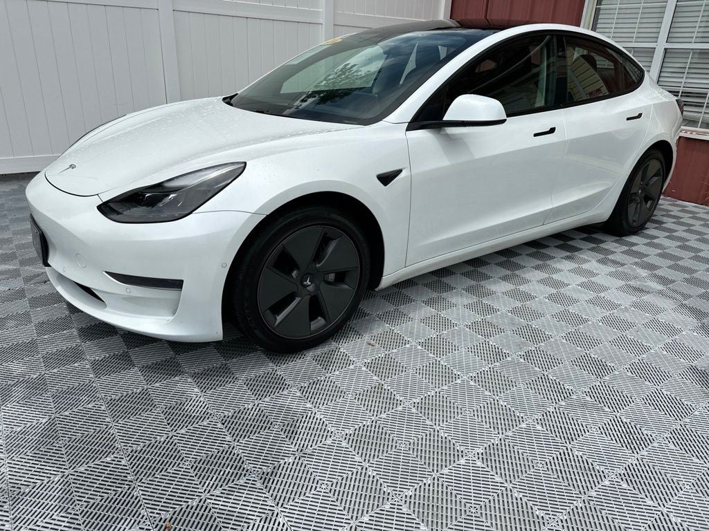 2021 Tesla Model 3 Standard Range Plus