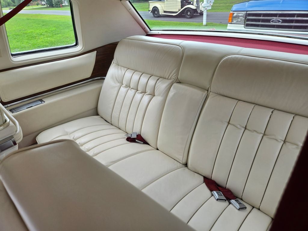 1974 Cadillac Coupe DeVille Base