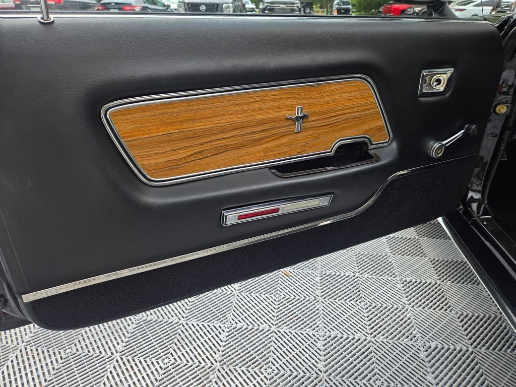 1969 Ford Mustang Base