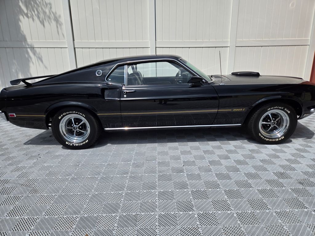 1969 Ford Mustang Base