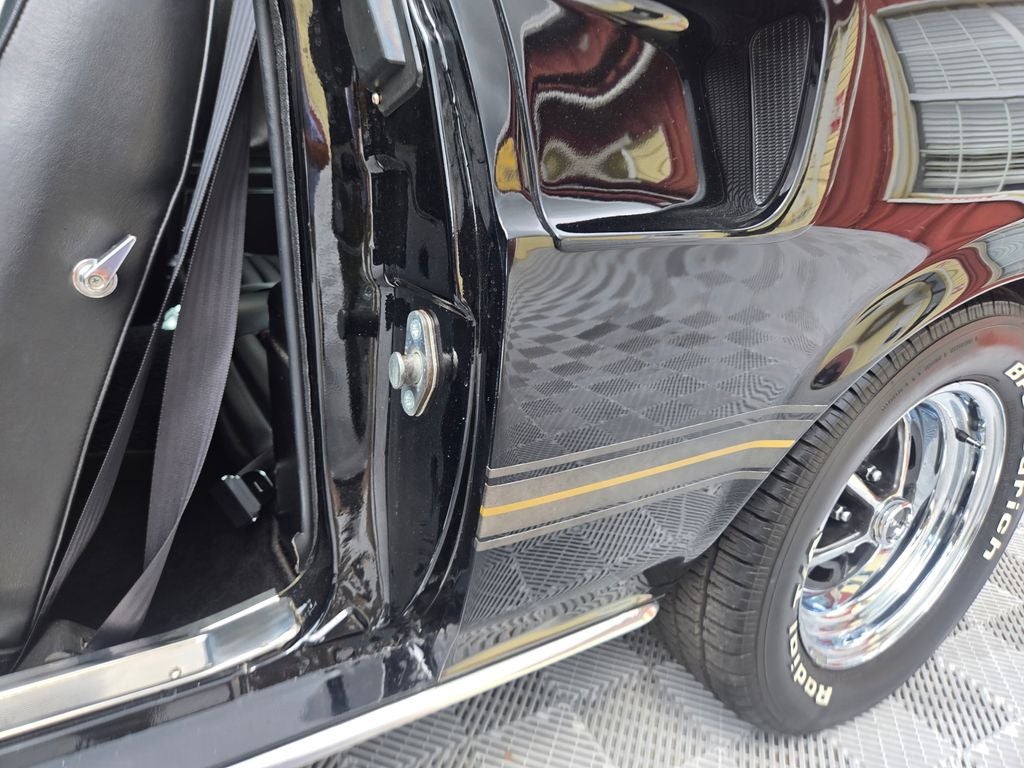 1969 Ford Mustang Base