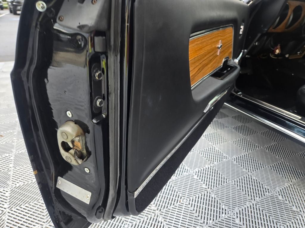 1969 Ford Mustang Base