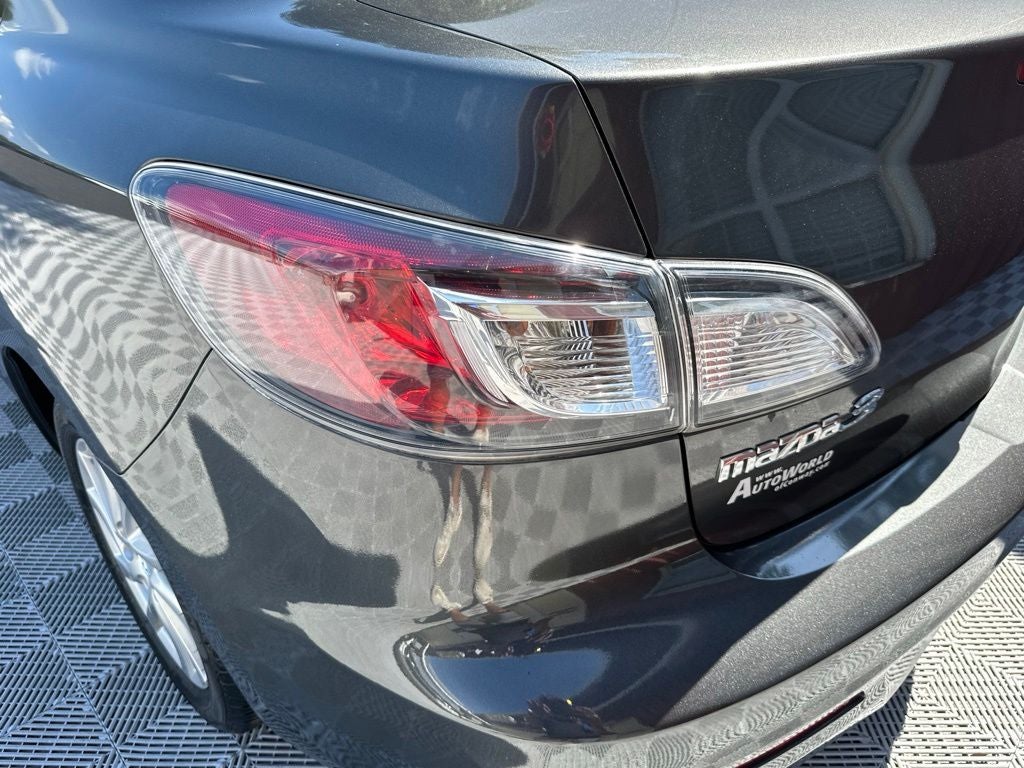 2013 Mazda Mazda3 i Touring