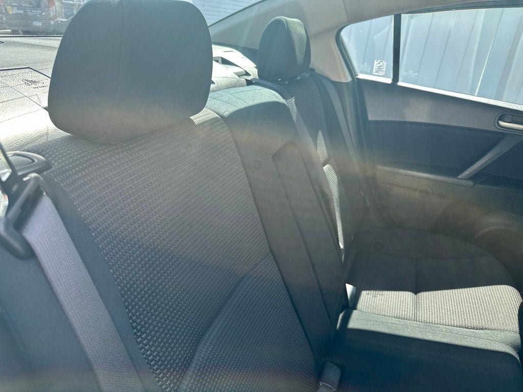 2013 Mazda Mazda3 i Touring