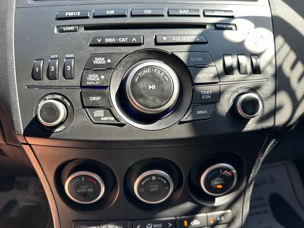 2013 Mazda Mazda3 i Touring