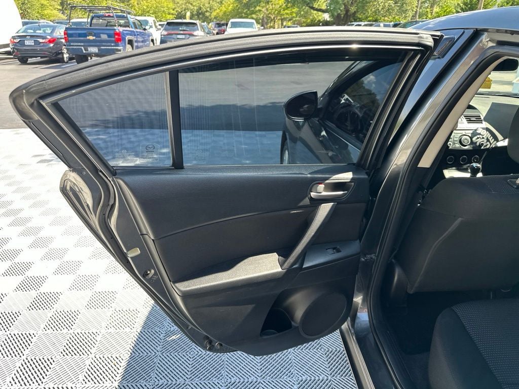 2013 Mazda Mazda3 i Touring