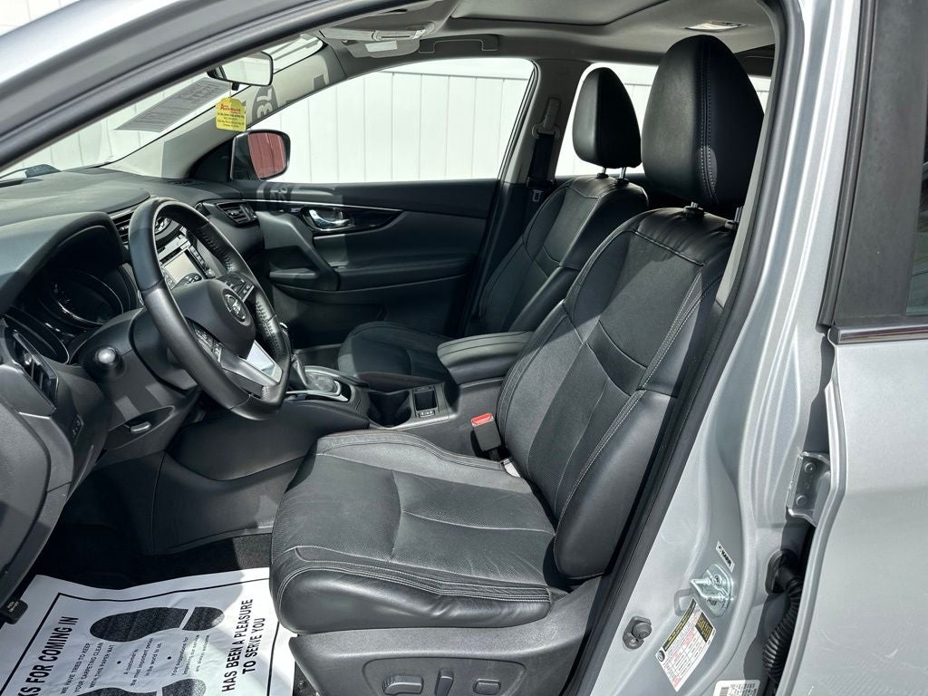 2017 Nissan Rogue Sport SL