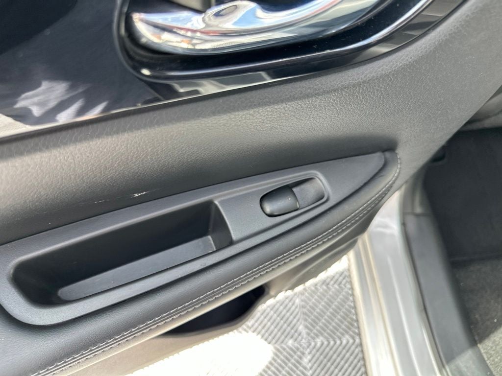 2017 Nissan Rogue Sport SL