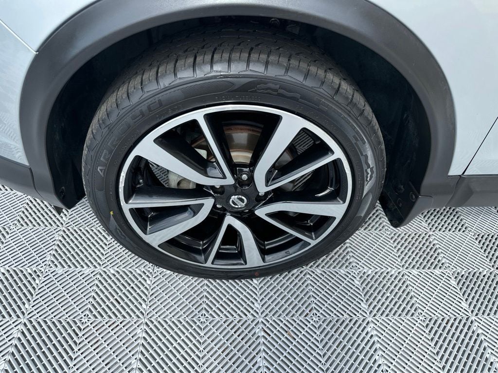2017 Nissan Rogue Sport SL